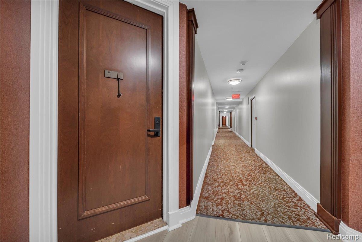 Detroit City, Michigan 48226, United States, 2 Bedrooms Bedrooms, ,2 BathroomsBathrooms,Residential,Active,147989