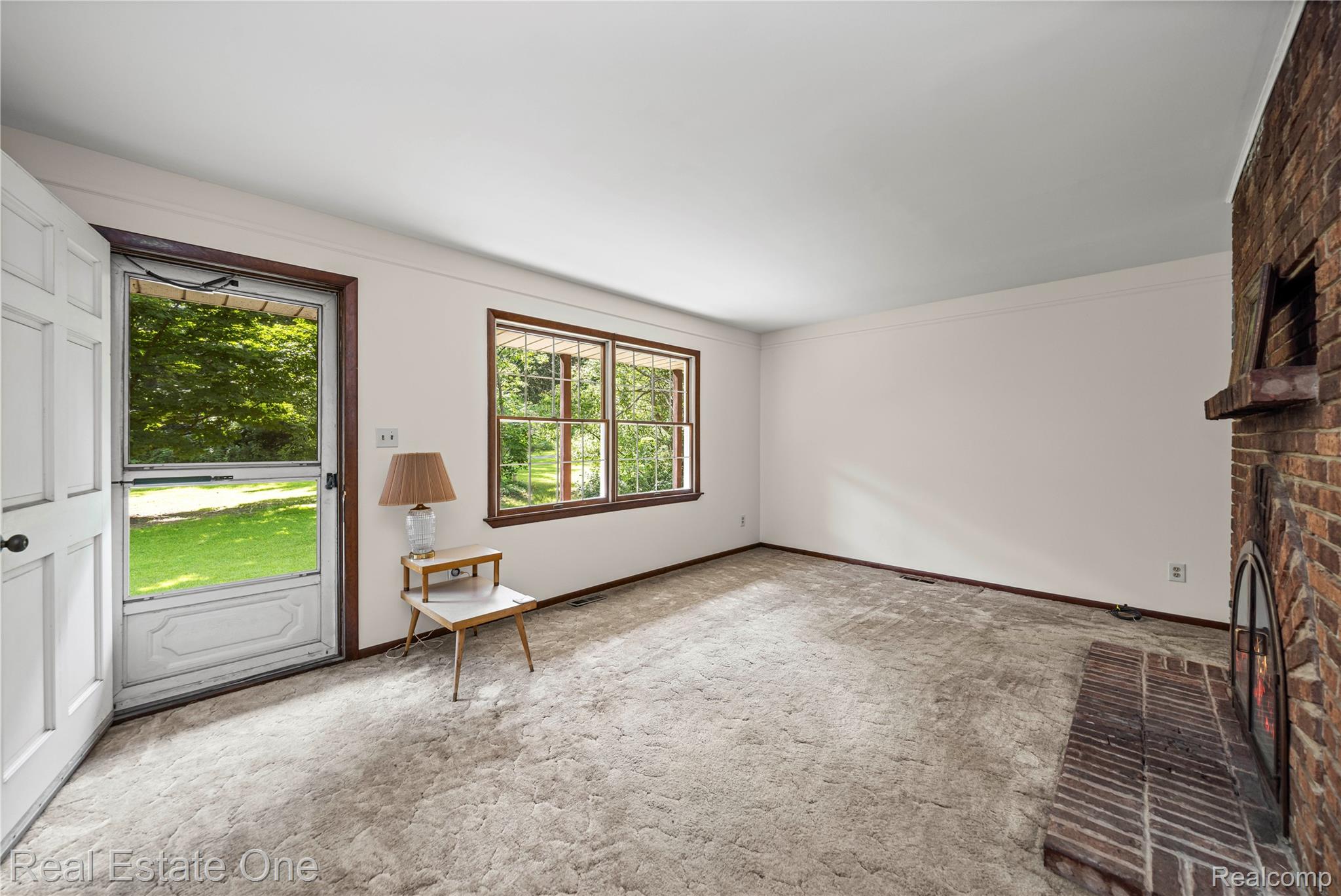 17240 Garvey