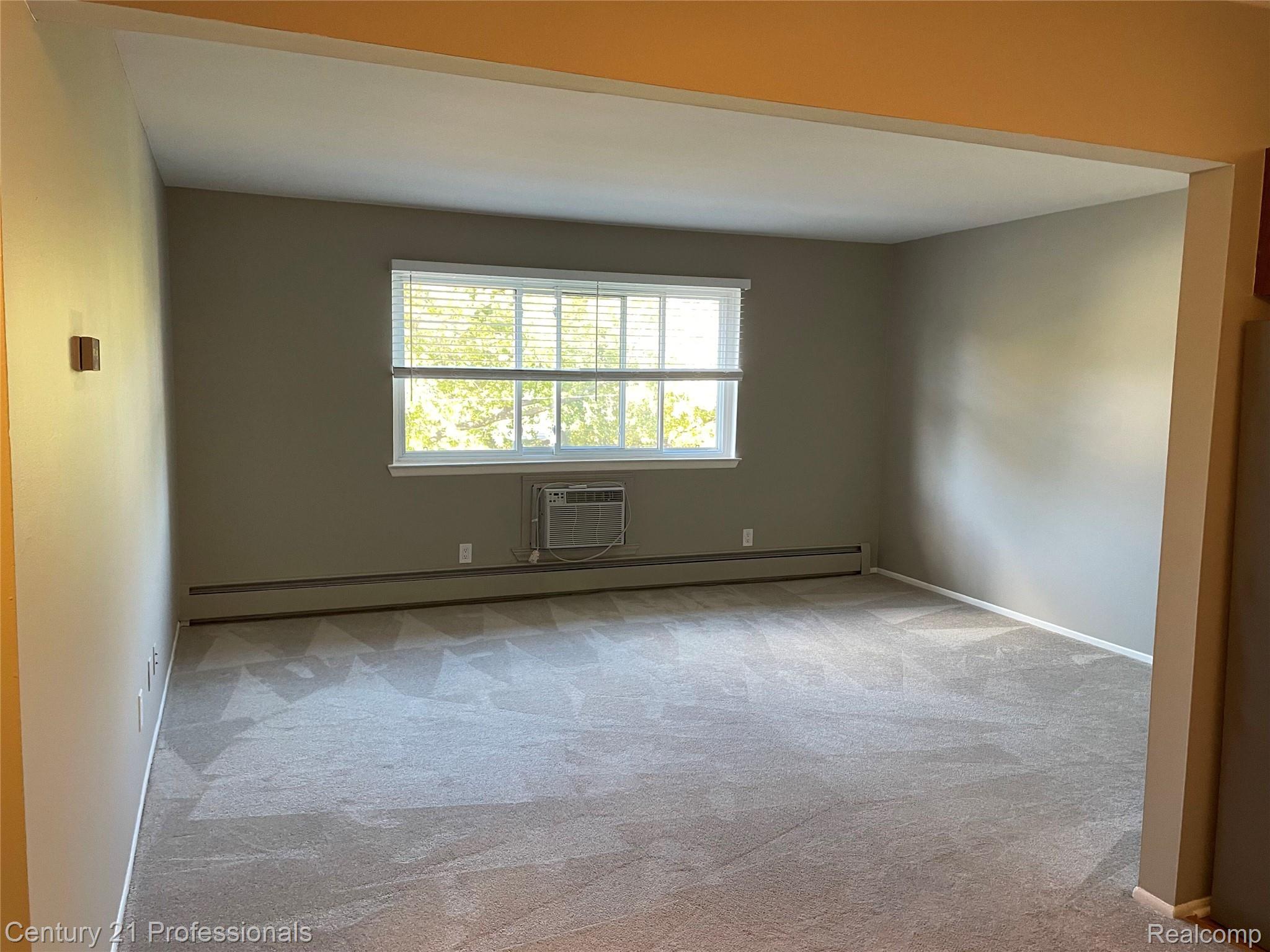 810 Plate Street 205
