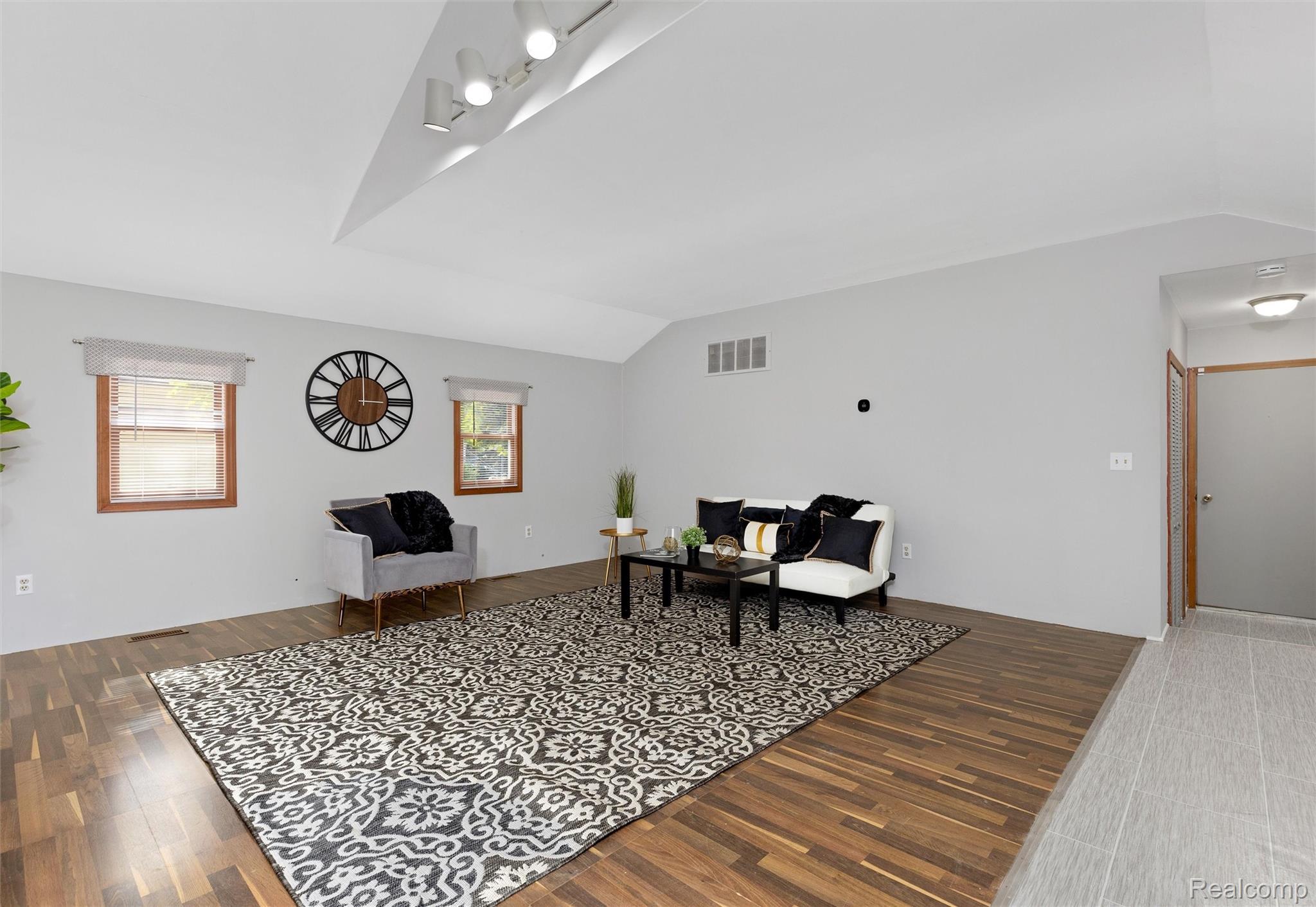 21326 Flanders Street