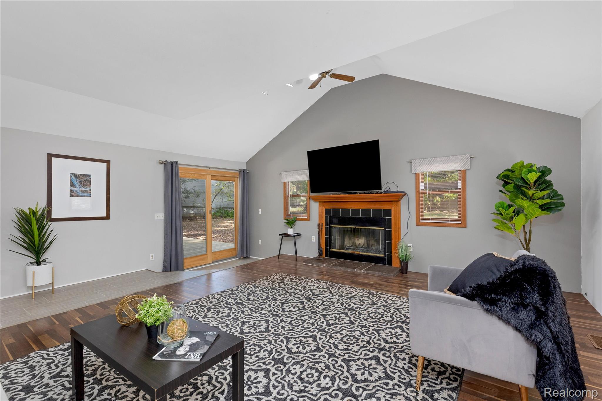 21326 Flanders Street