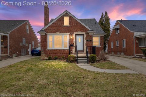 20631 Lochmoor Street Harper Woods City MI 48225