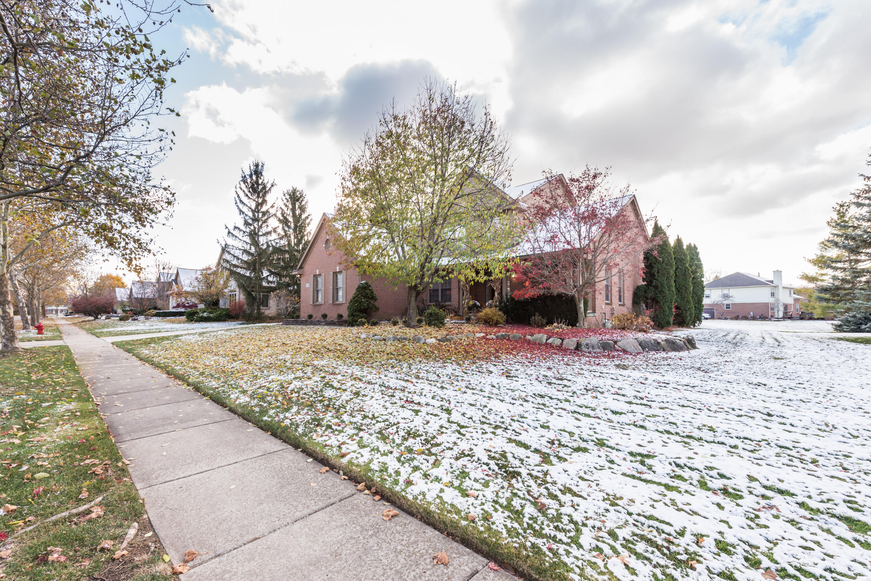 47458 Greenwich Drive