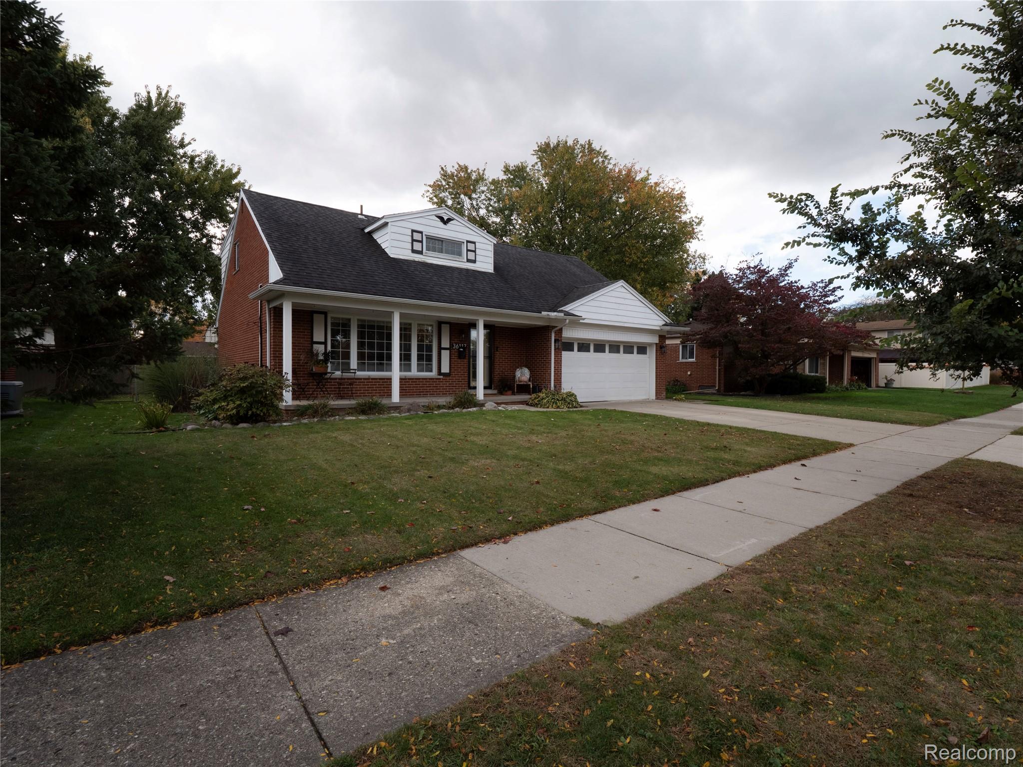 36117 Ladywood Street