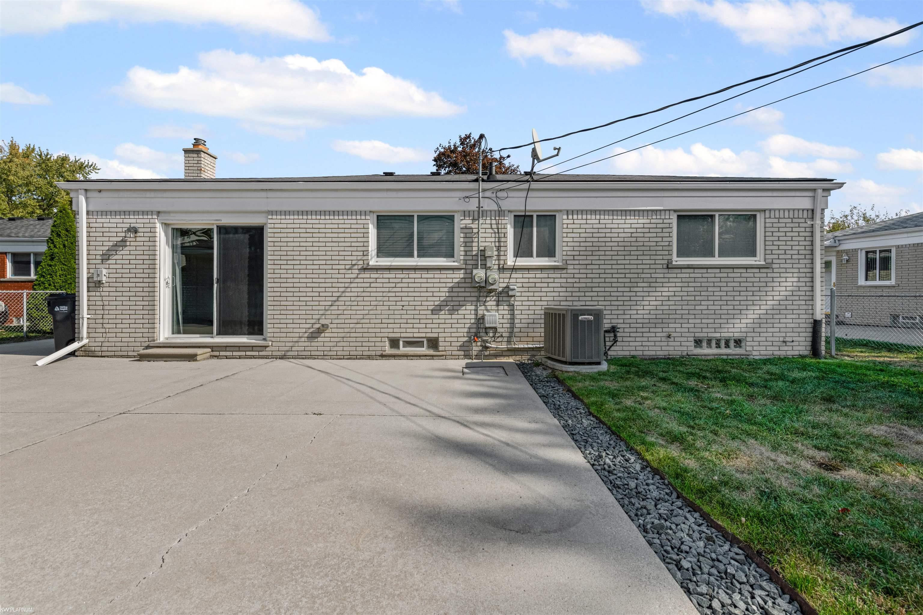 40453 Regency Drive