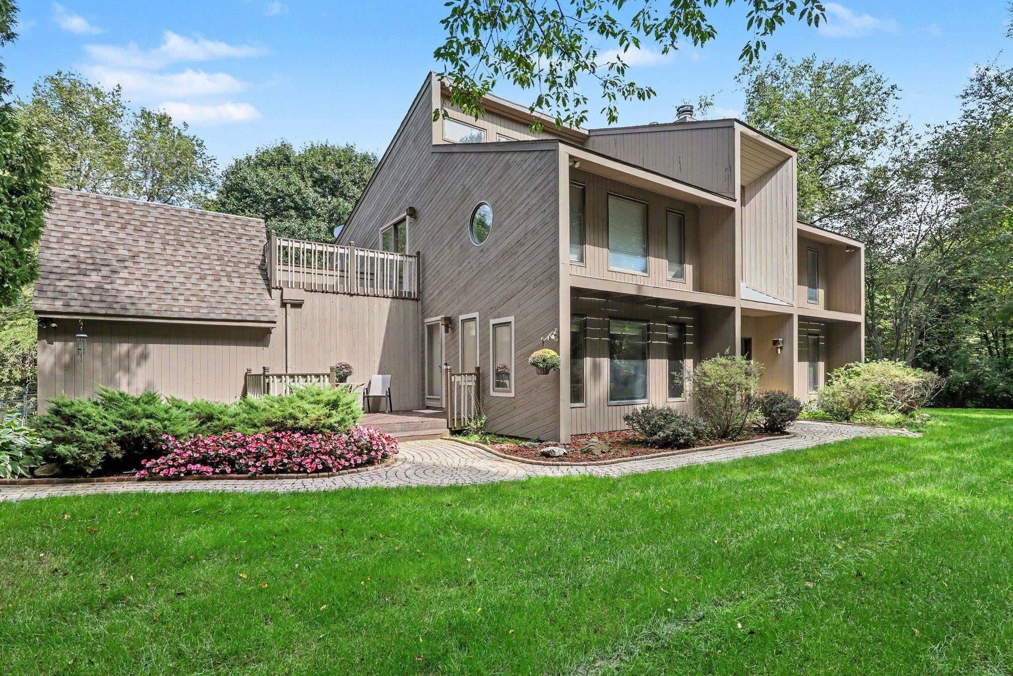 78718 Pearl Drive