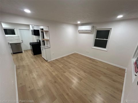 667 Heights Road Lake Orion Village MI 48362