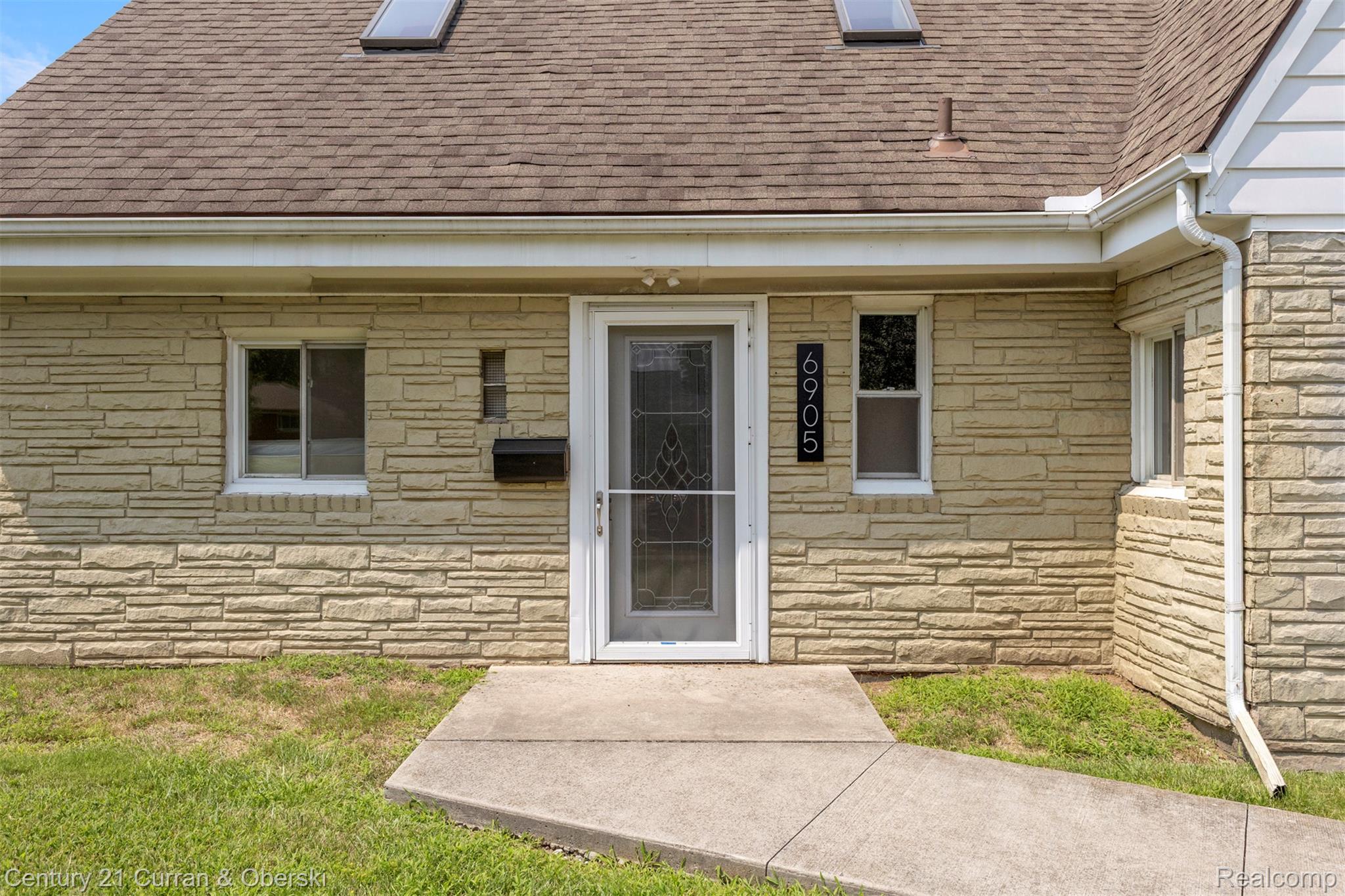 6905 N Beech Daly Road