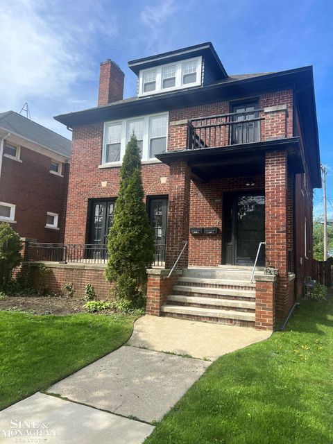 1247 Beaconsfield Avenue Grosse Pointe Park City MI 48230