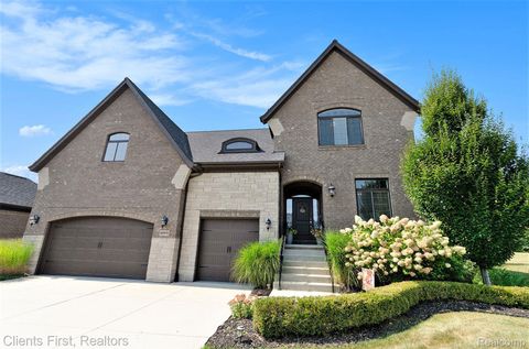 Photo of 60975 STONECREST Drive, Washington Township, MI 48094 (MLS # 20251006176)