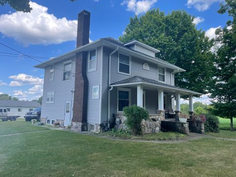 832 W Front Street Burr Oak Village MI 49030