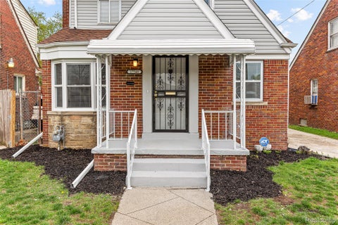 Photo of 17548 Freeland Street, Detroit City, MI 48235 (MLS # 20261085332)