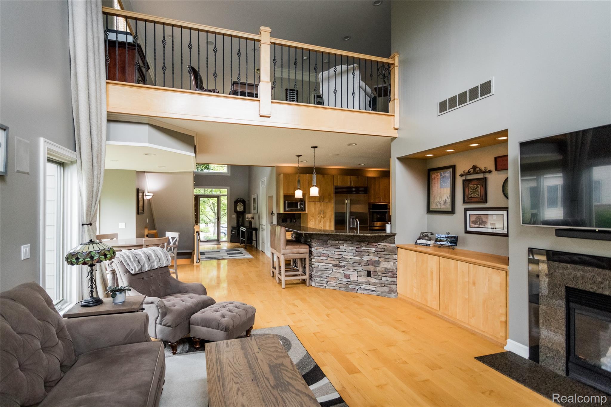 9050 Lake Dominion Drive