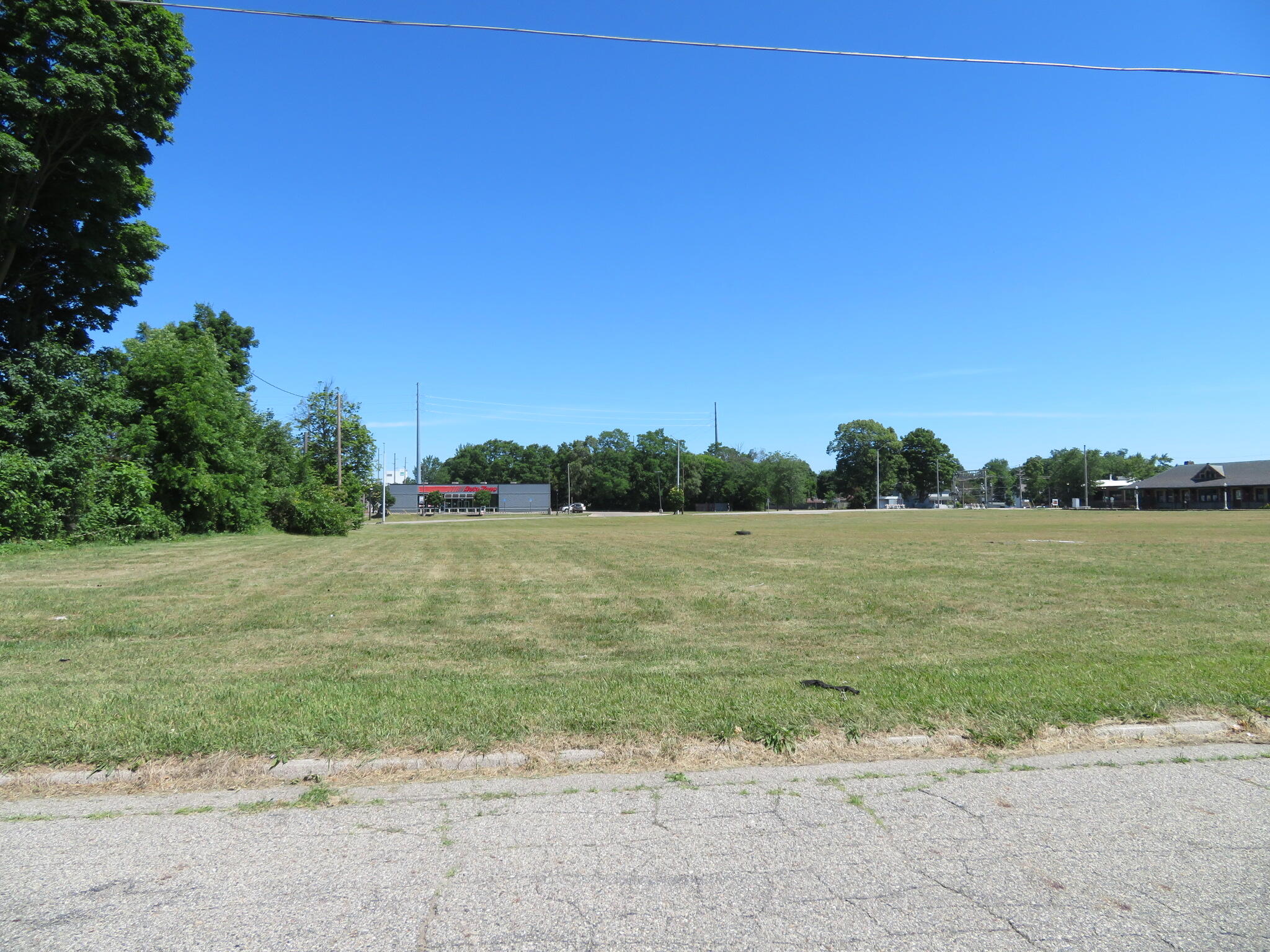 410 W Chicago Road