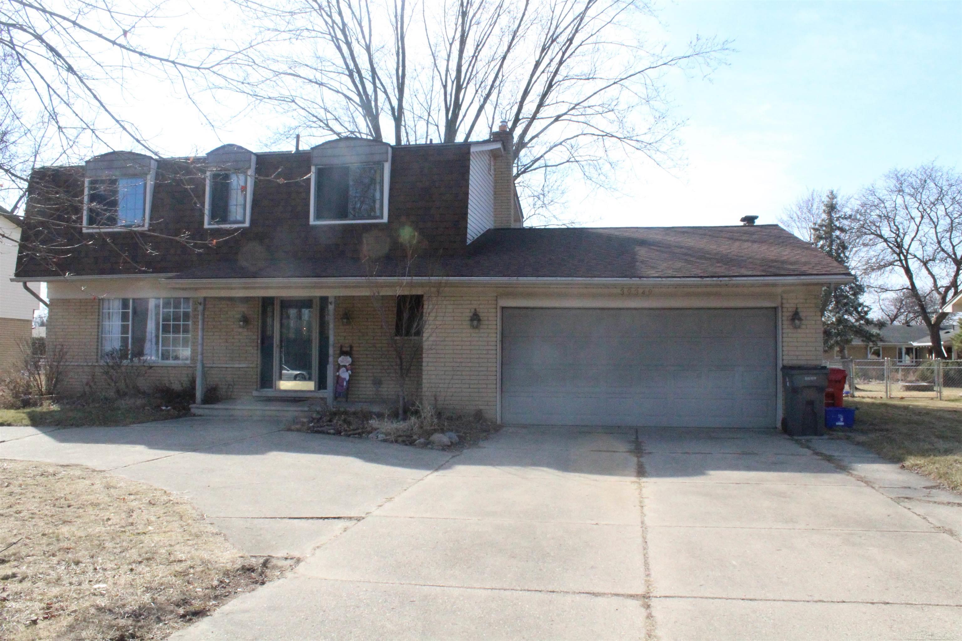 39349 Cadborough Drive