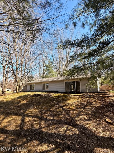510 E Golden Pond Road Lincoln Township MI 48642