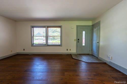 Frenchtown Township, Michigan 48162, United States, 3 Bedrooms Bedrooms, ,2 BathroomsBathrooms,Residential,Pending,158493