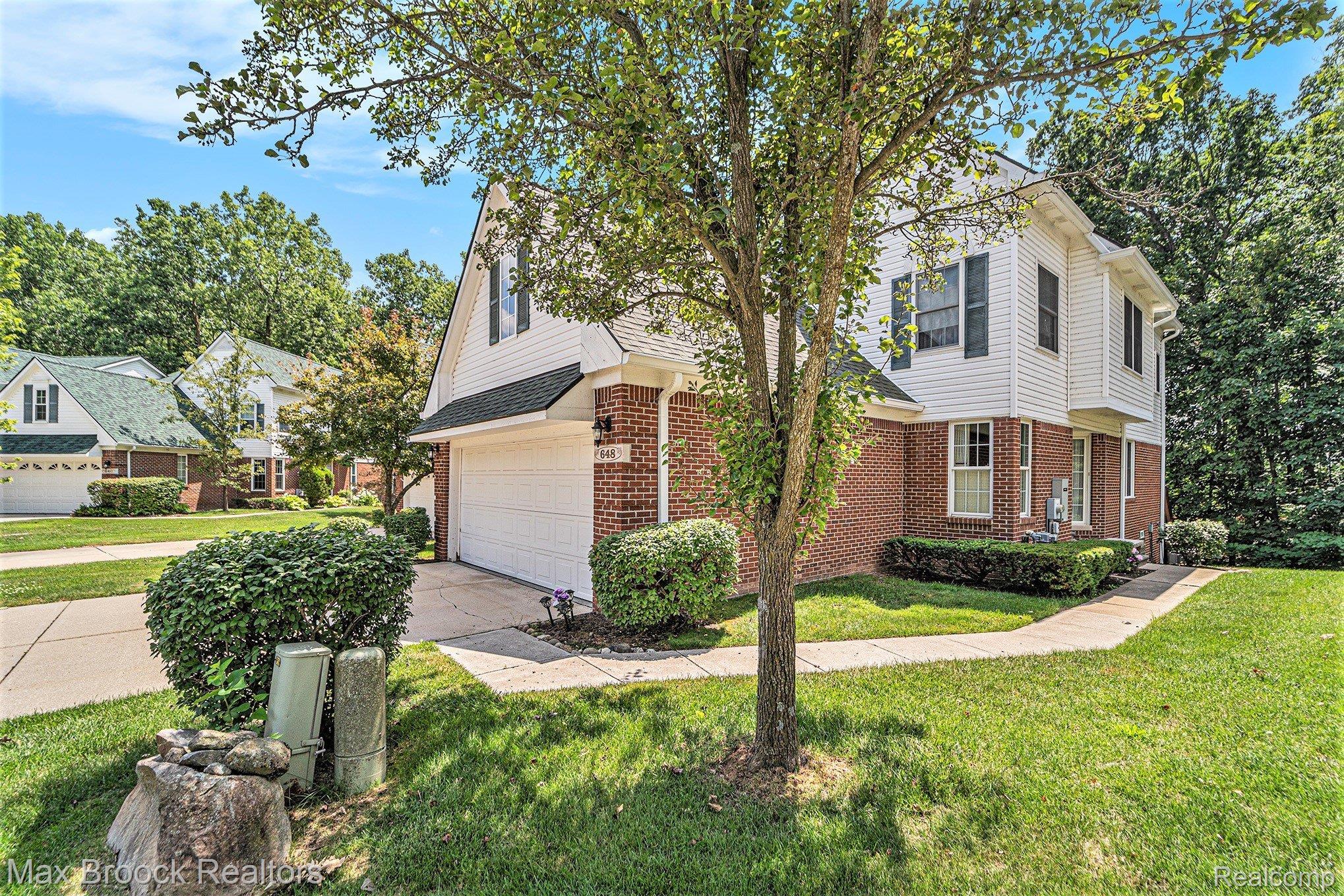 648 Shady Maple Shady Maple Drive 16