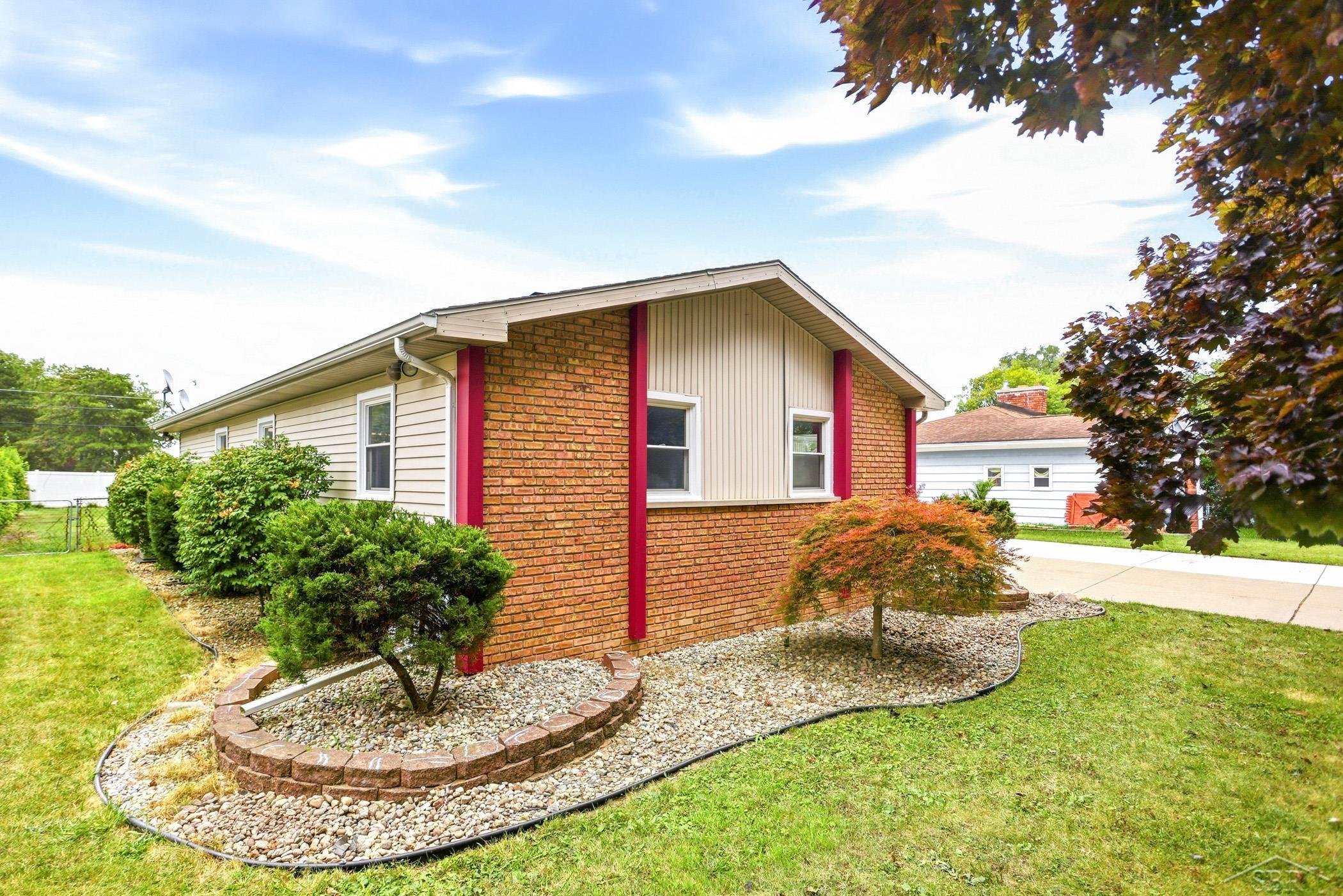 2904 Clayburn Road