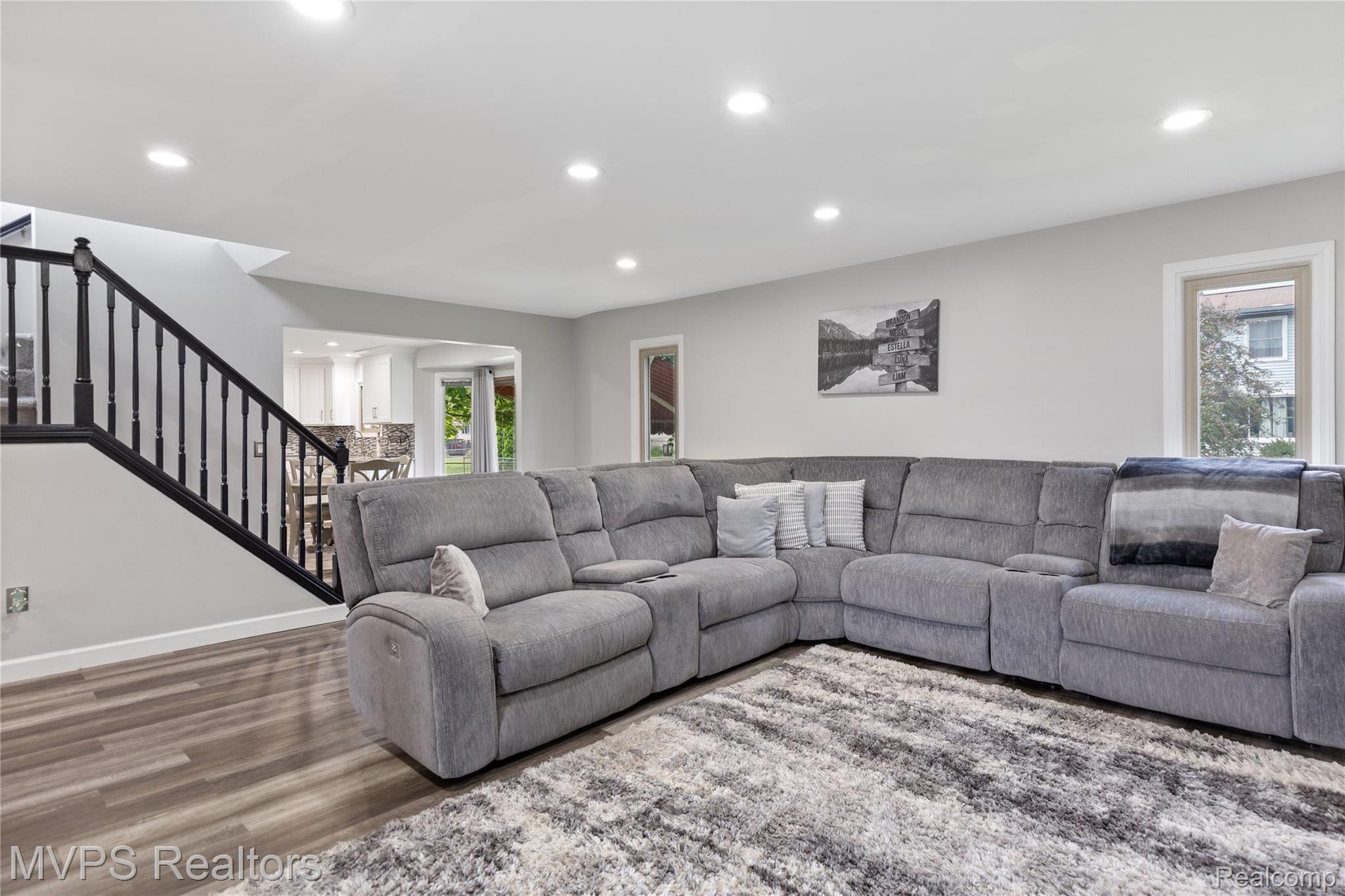 35707 Burton Court