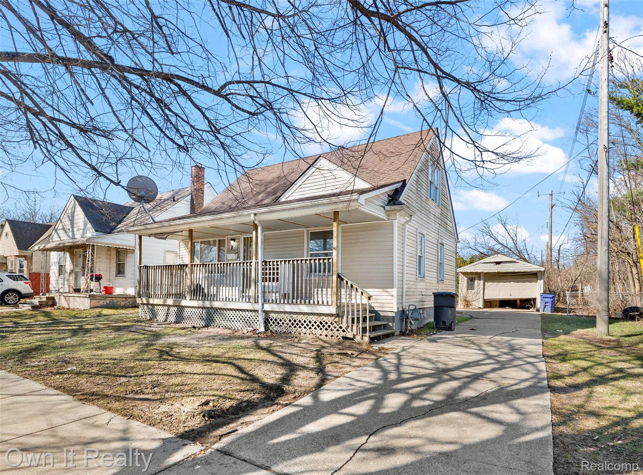 7815 Artesian Street