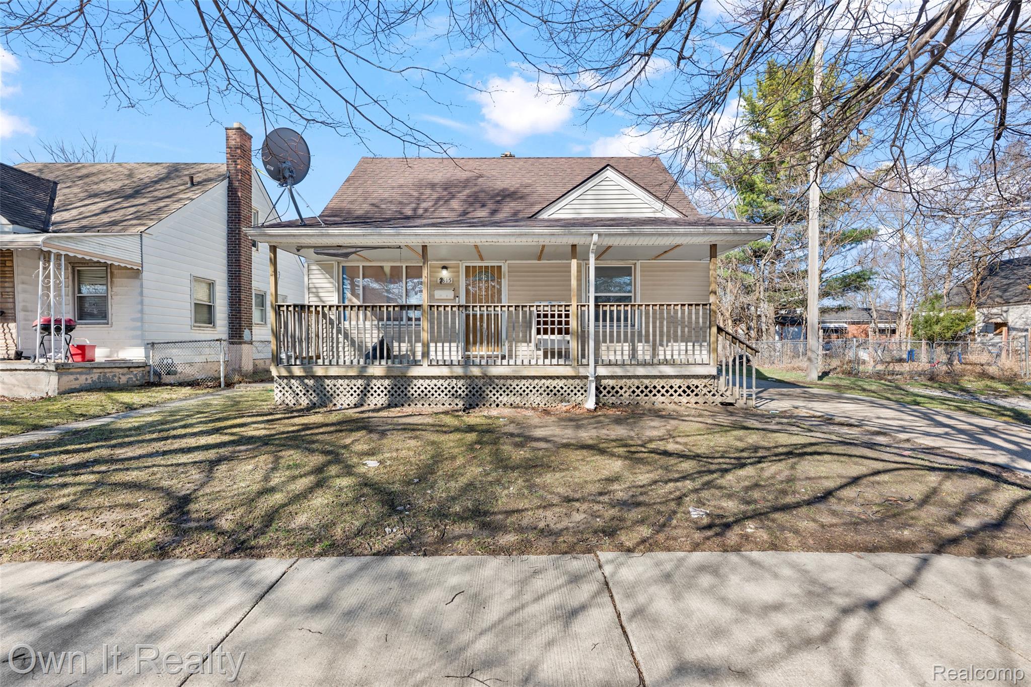 7815 Artesian Street