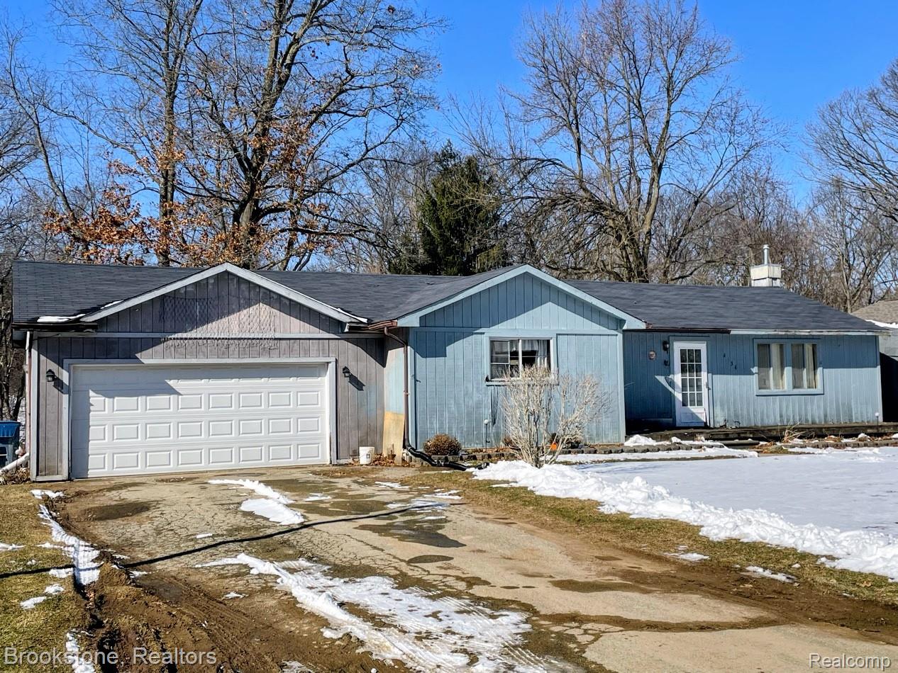 4354 Grass Lake Road