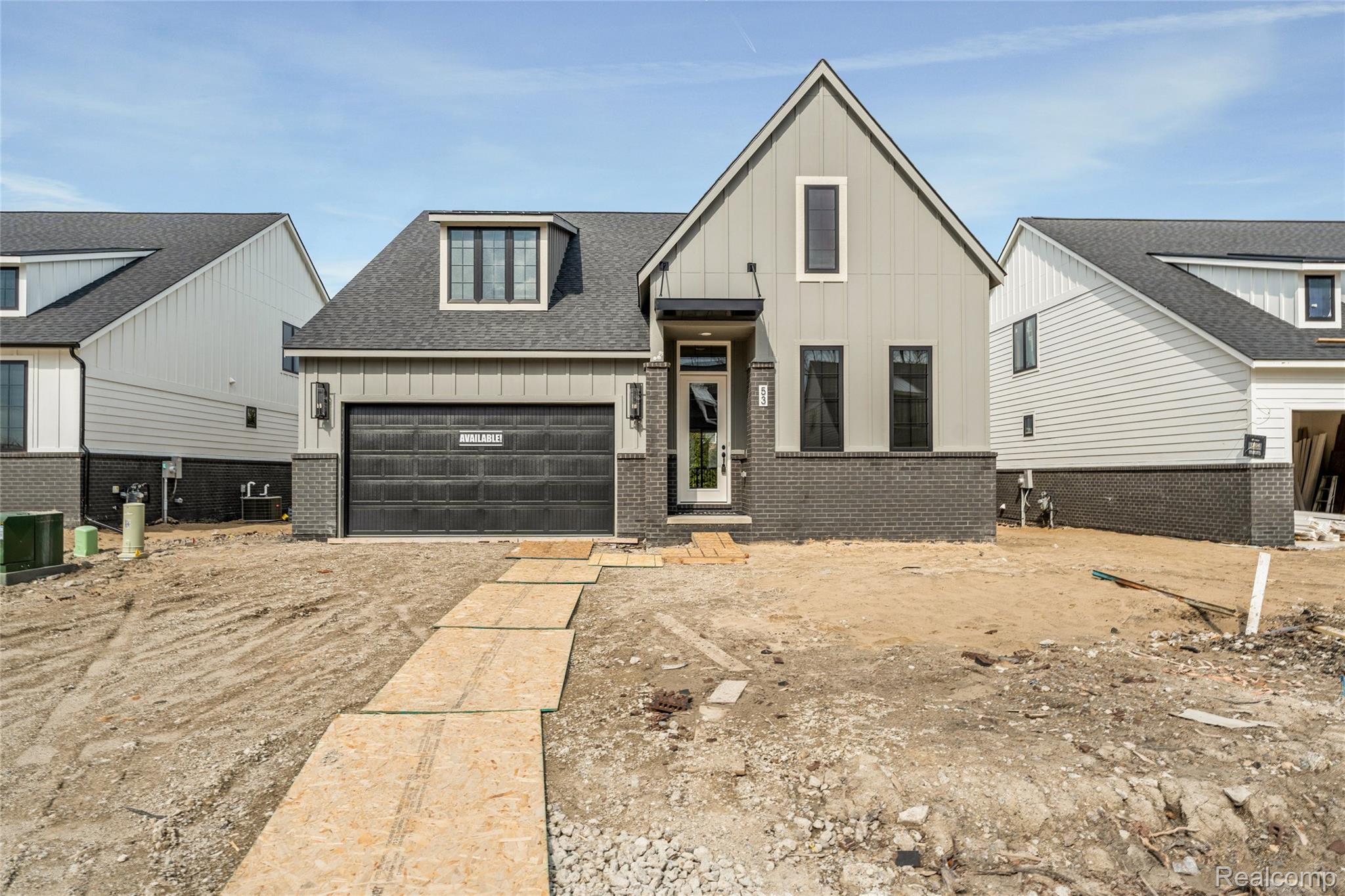 53 South Trail Court