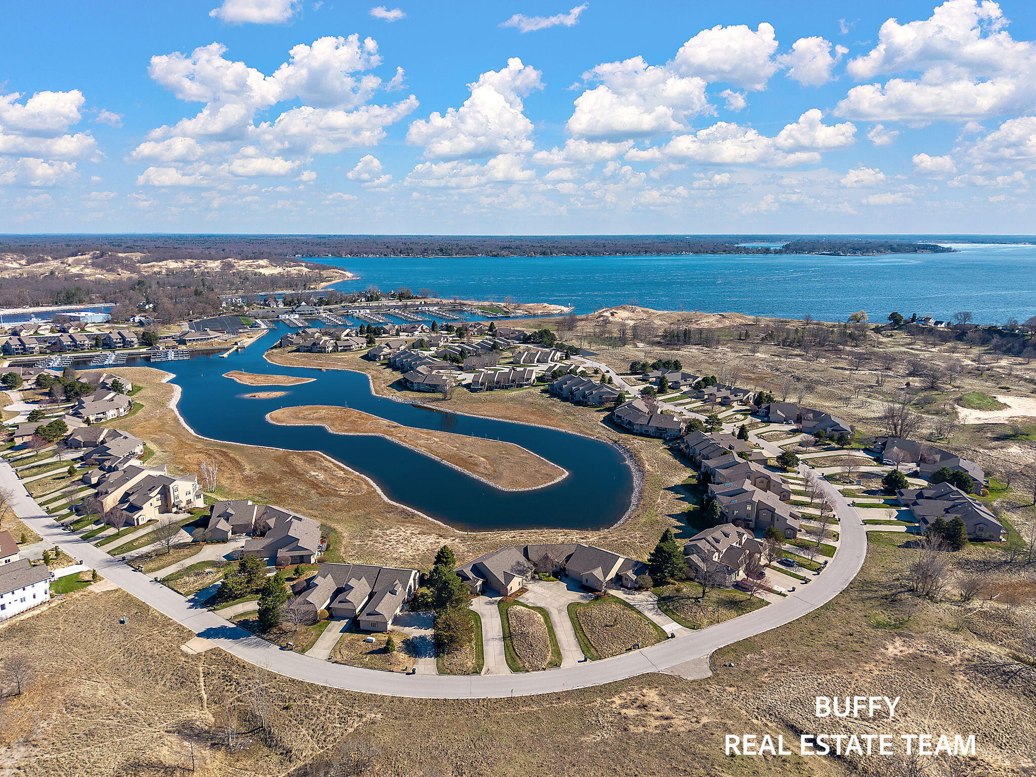 1671 E Harbour Towne Circle