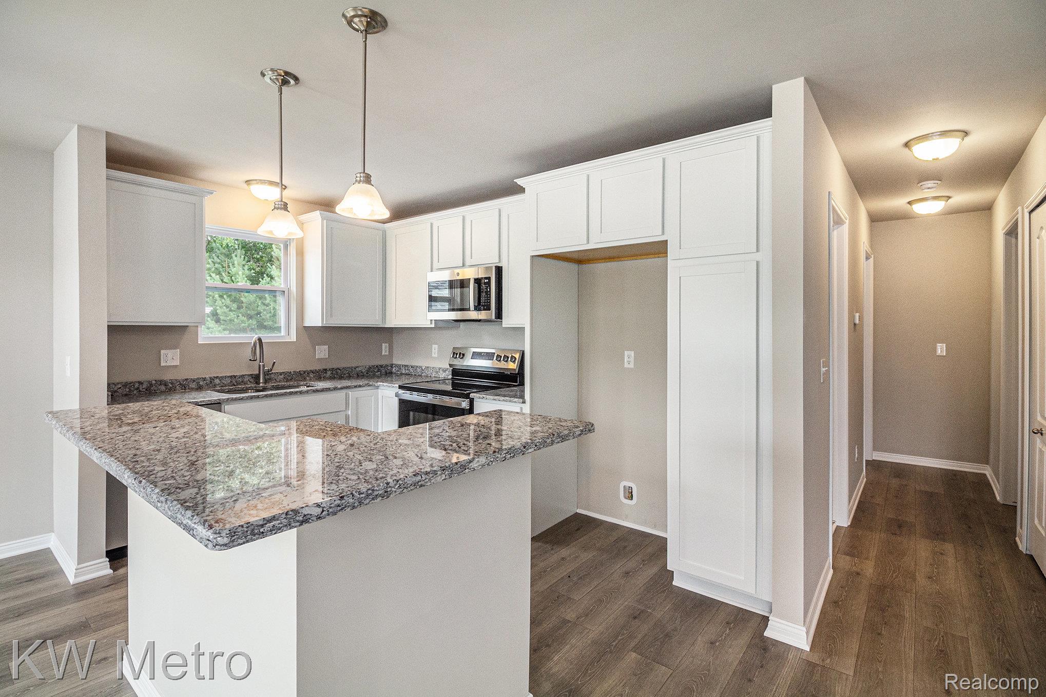 185 Whispering Pines Drive 9