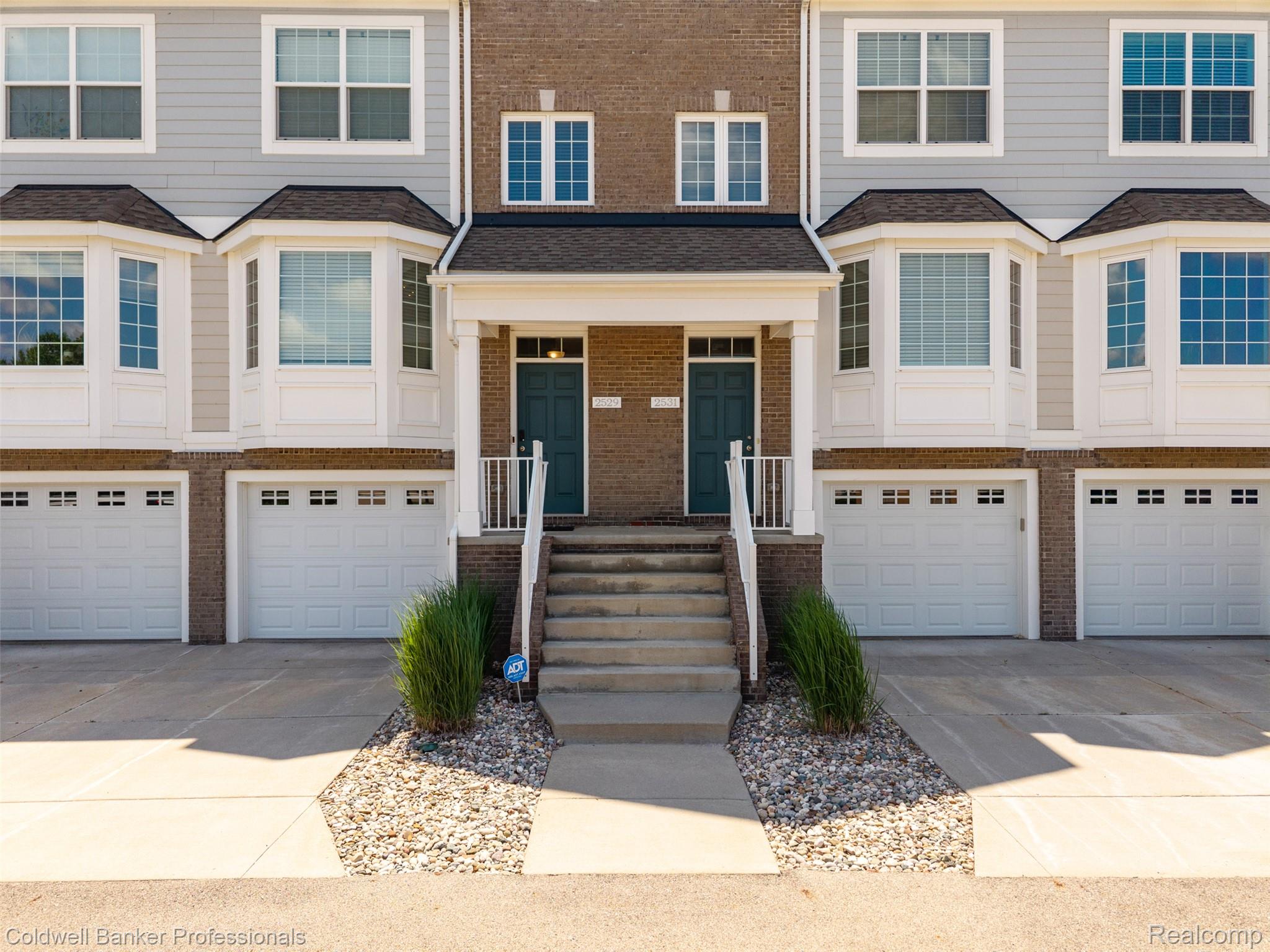2529 W Towne Street 59