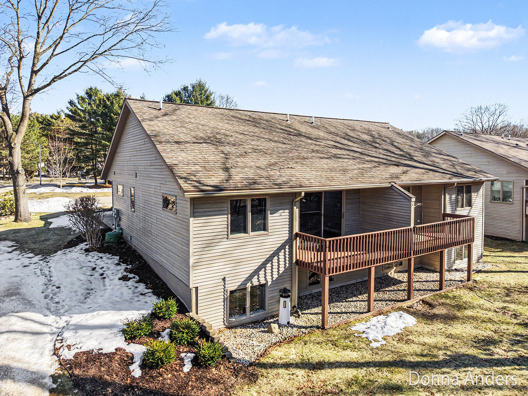 17595 Park Place Circle