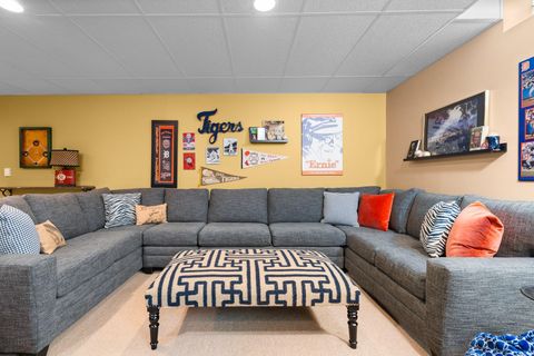 listing image 54