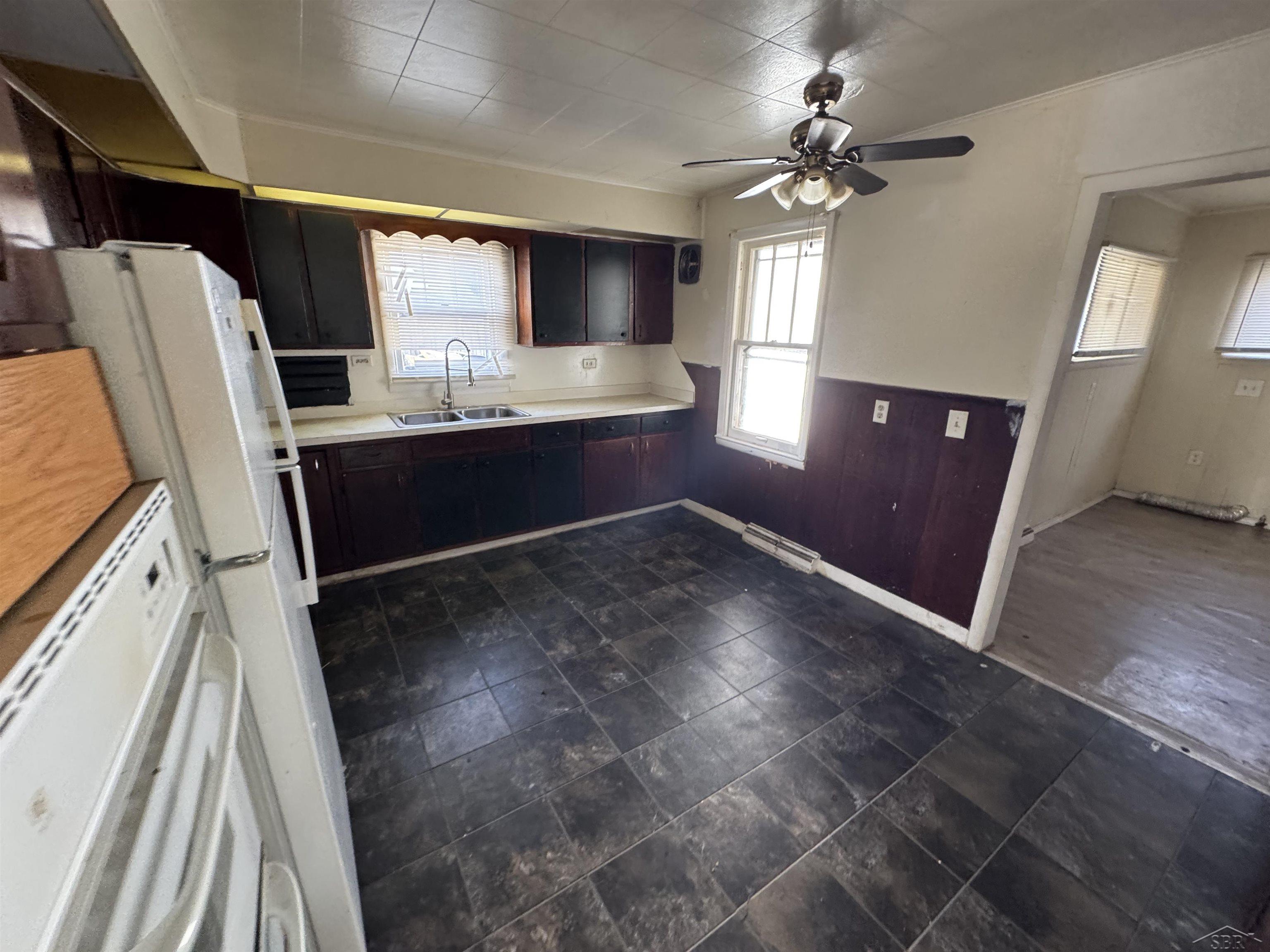 2799 Longview Avenue