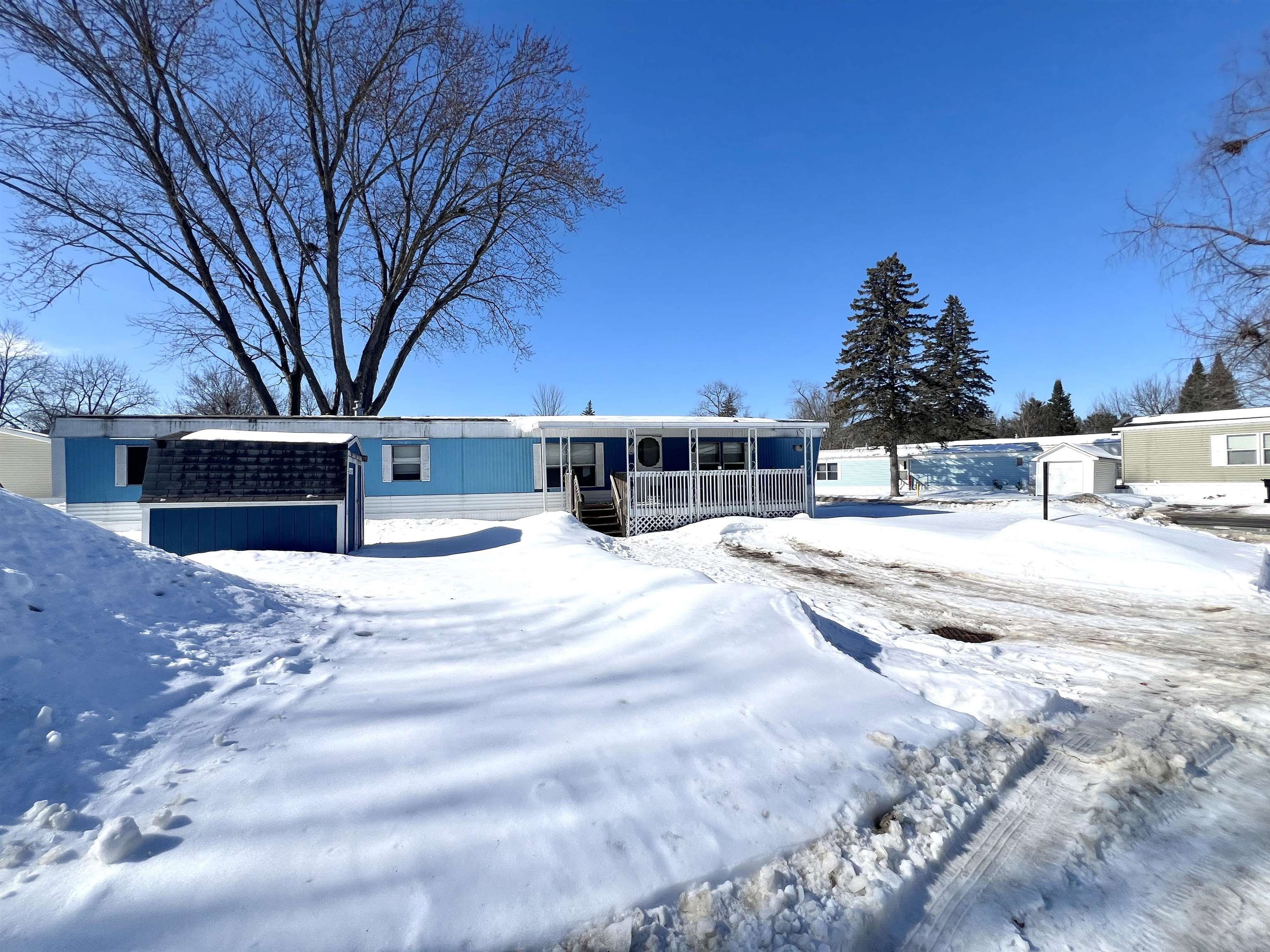 2201 Country Acres Drive