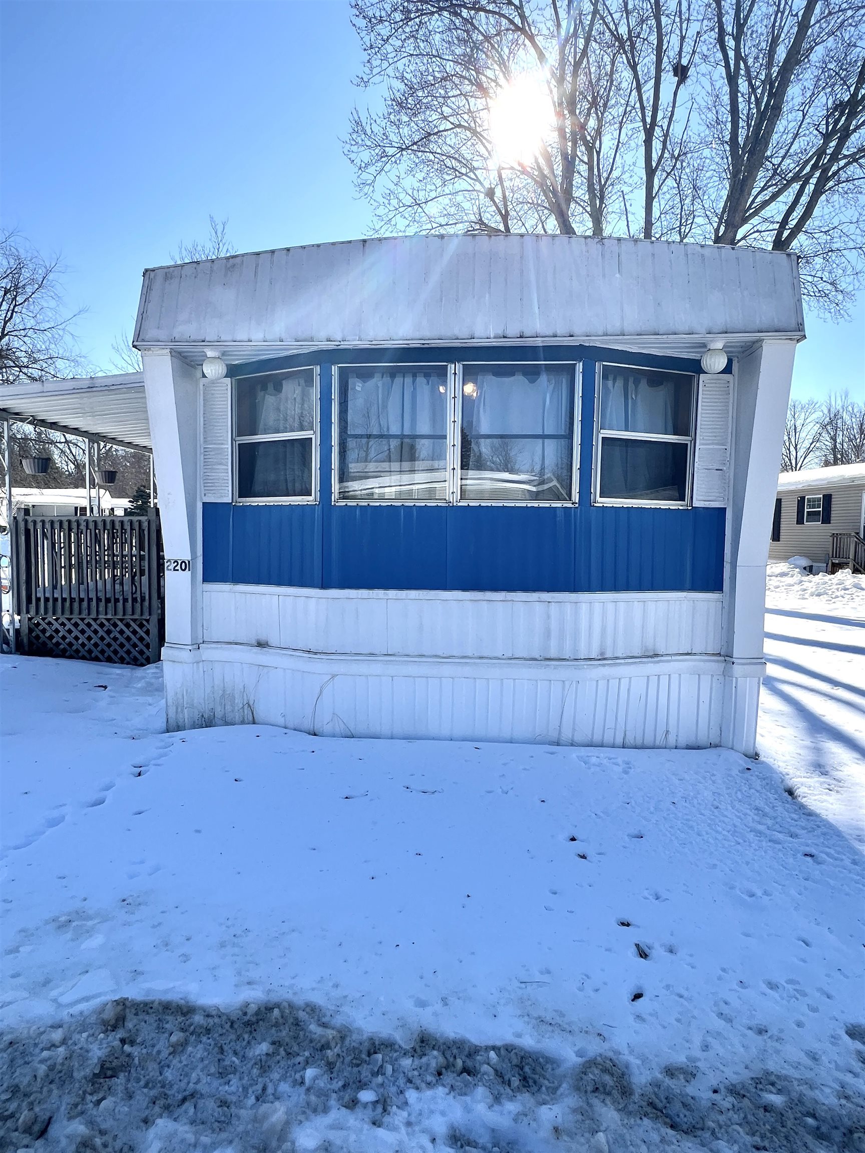 2201 Country Acres Drive