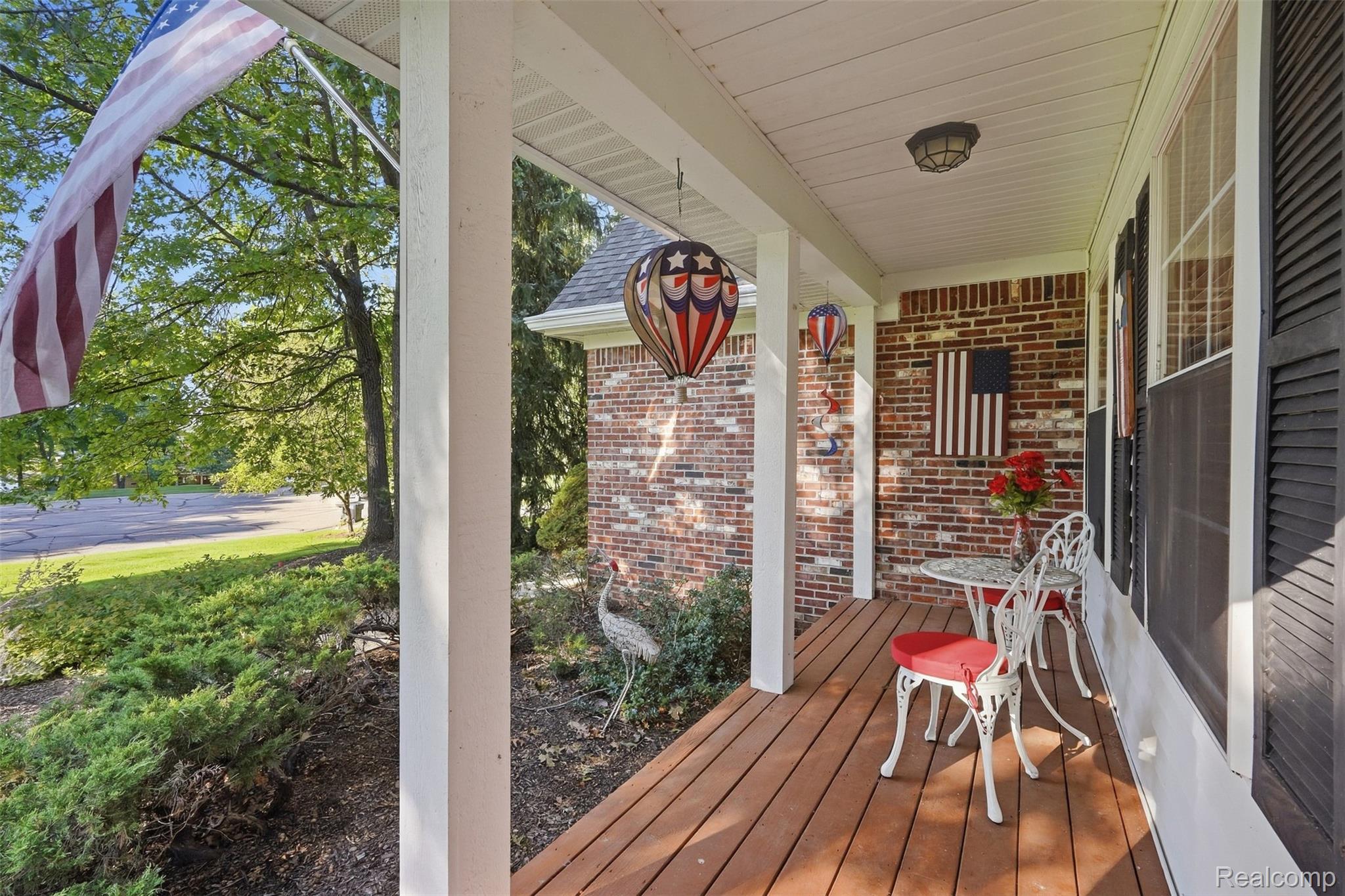 4909 Yax Pointe Drive