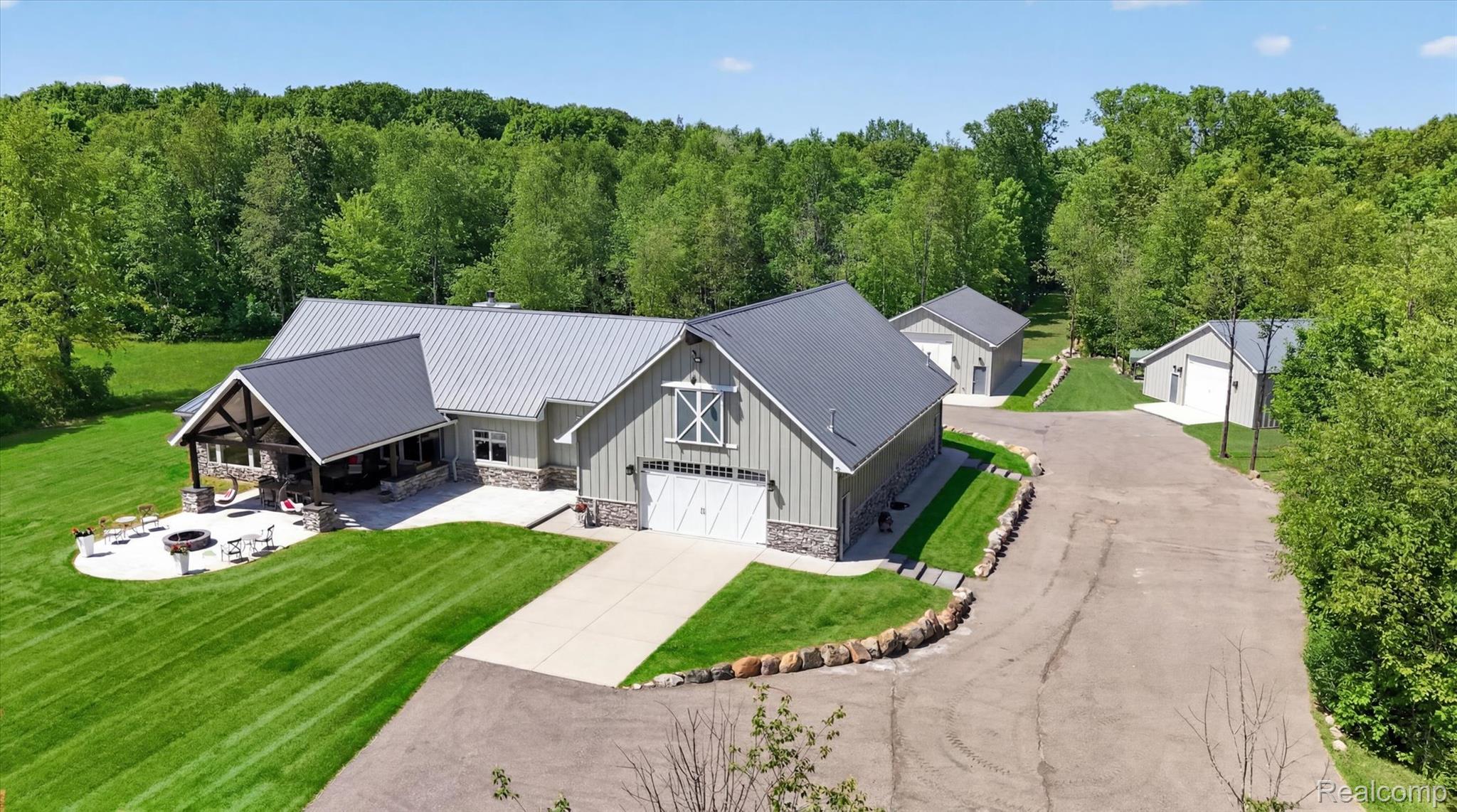 10500 W Grand River Road