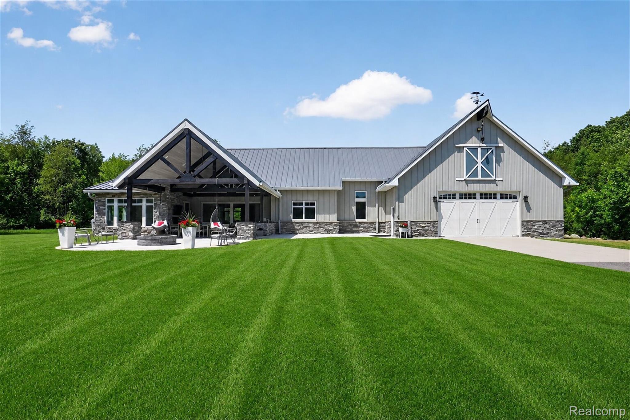 10500 W Grand River Road