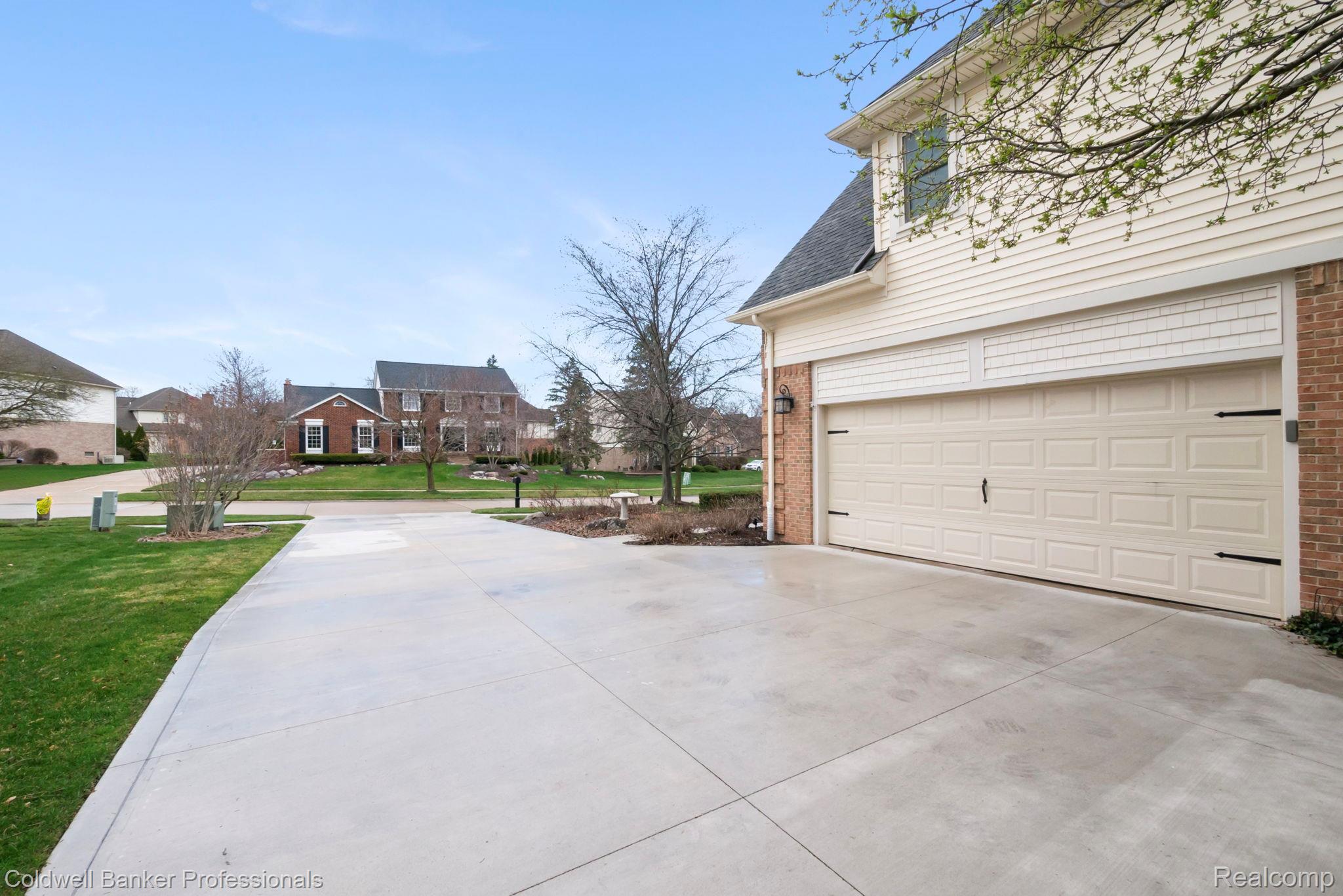 8983 Quail Circle