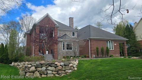 960 Hill Hollow Lane Milford Charter Township MI 48381