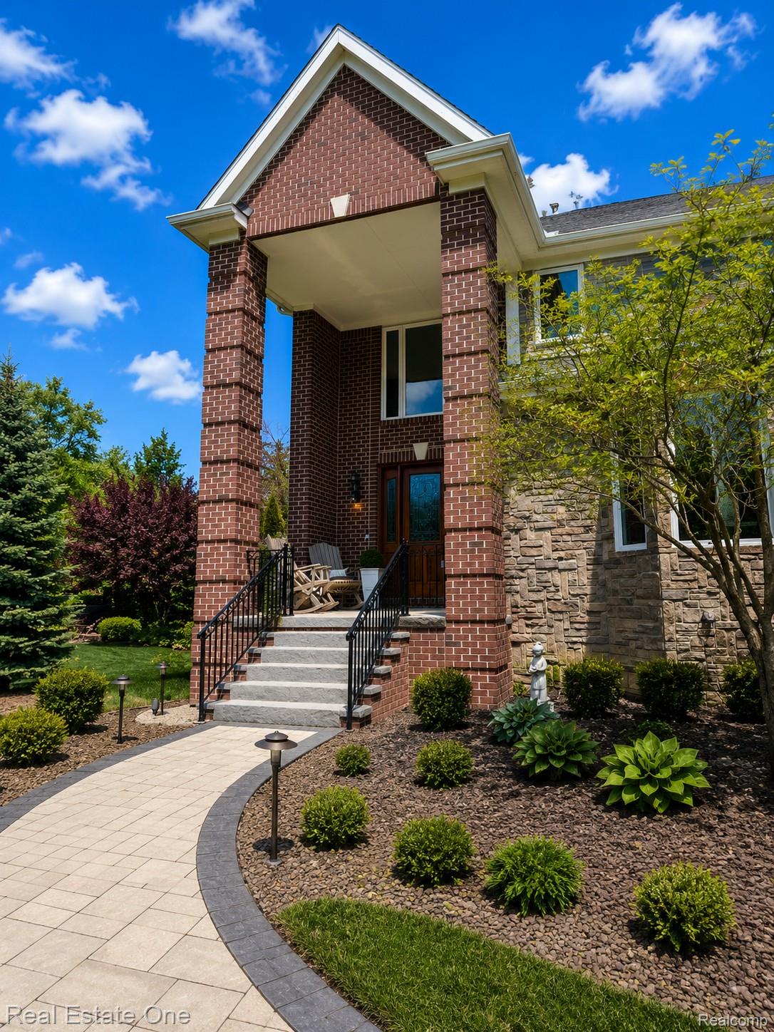 960 Hill Hollow Lane