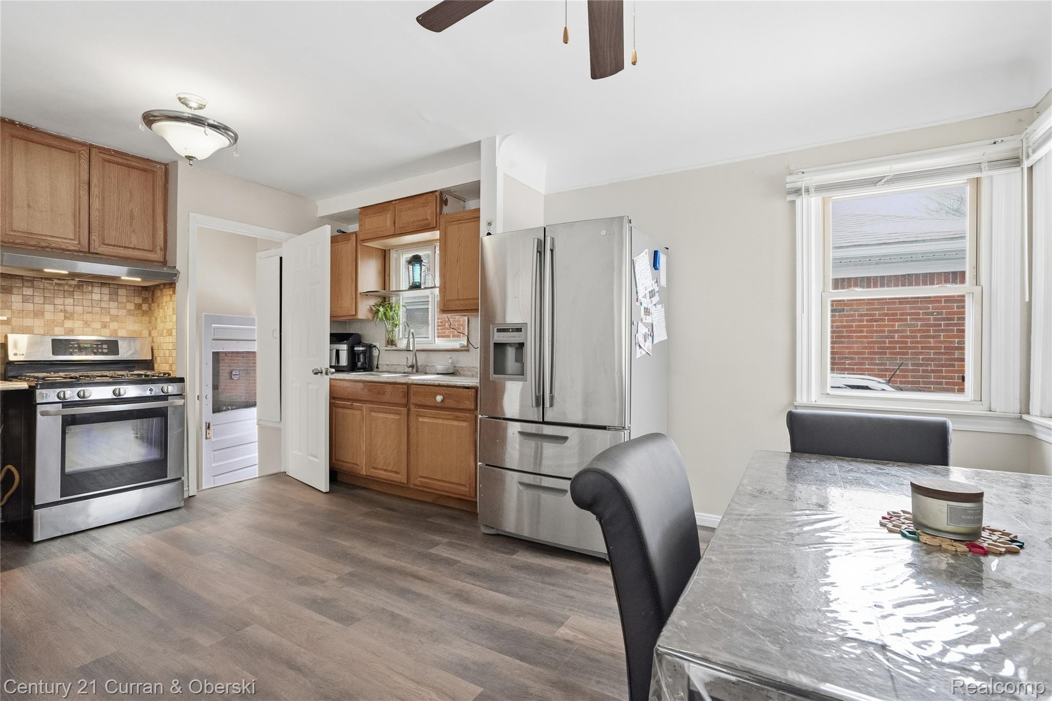 8227 Riverview Street