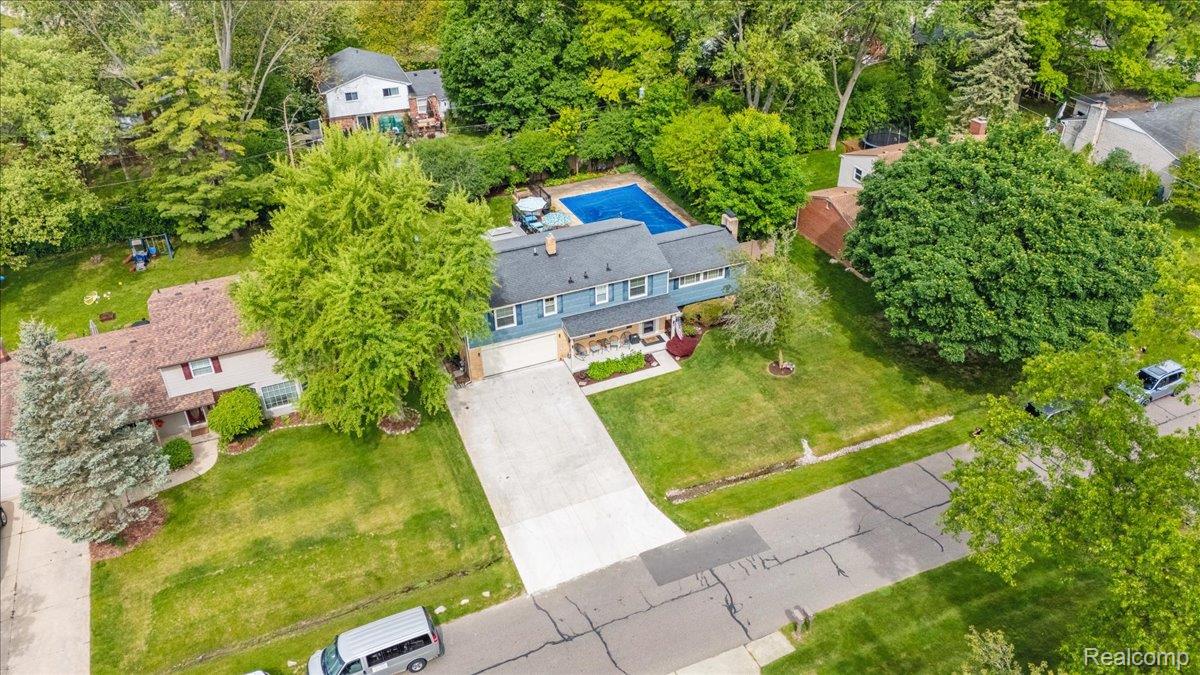 26347 Greythorne Trail