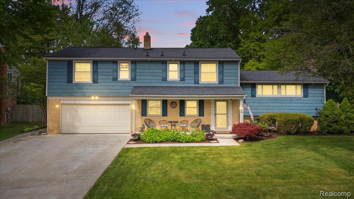 Farmington Hills City, Michigan 48334, United States, 4 Bedrooms Bedrooms, ,3 BathroomsBathrooms,Residential,Pending,139892