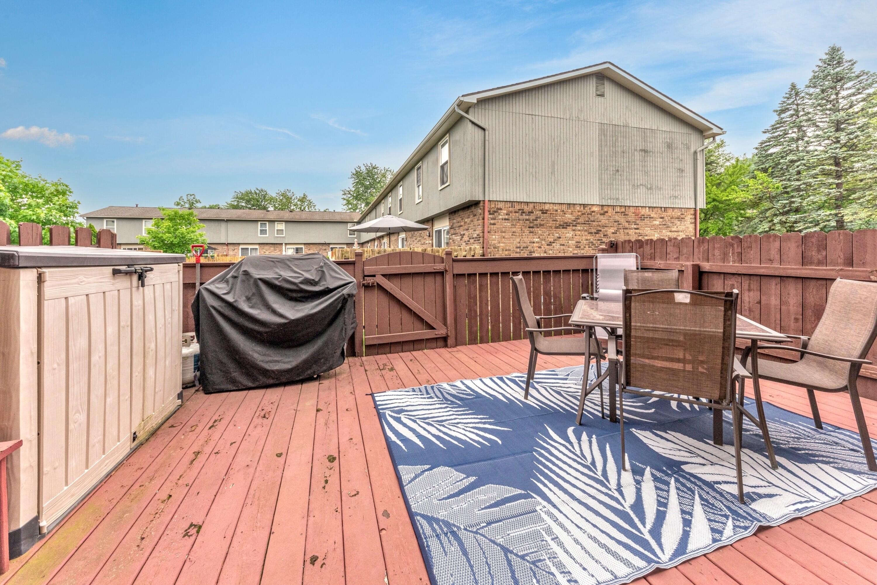 386 Hartman Lane
