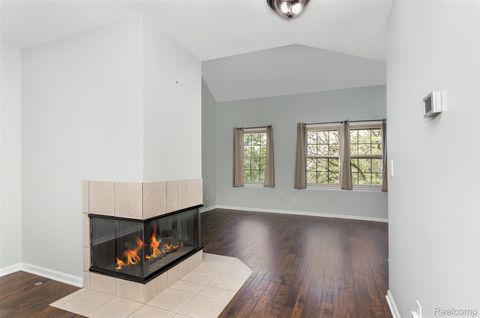 2851 Biddle Avenue Wyandotte City MI 48192