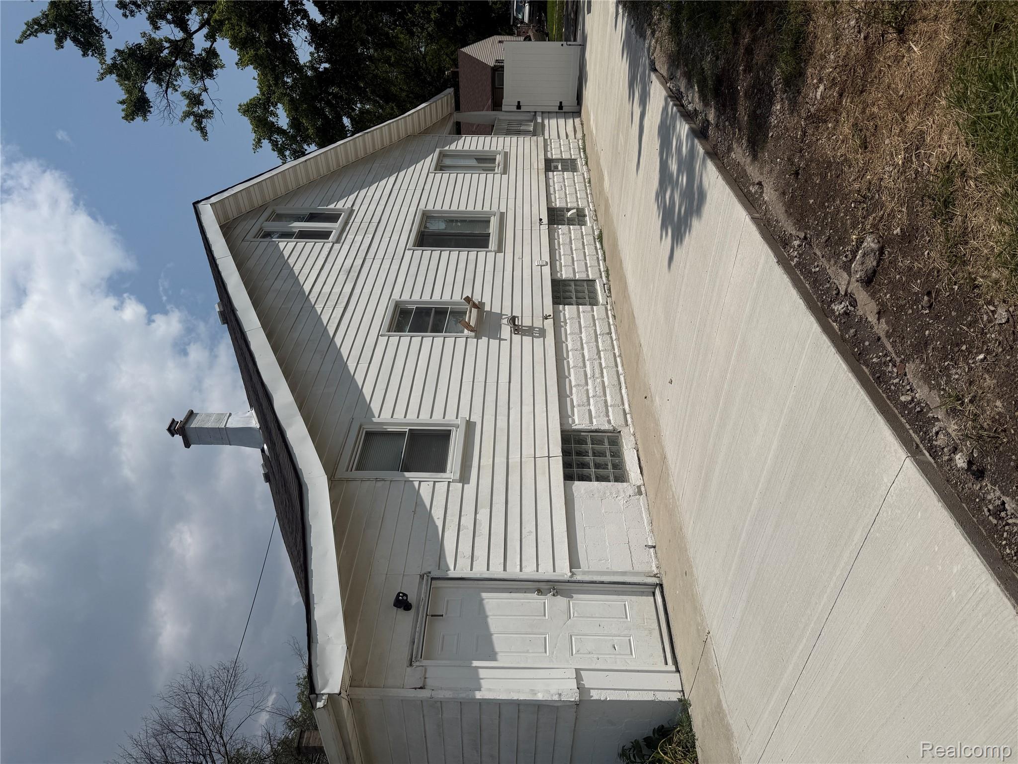 4416 9th Street
