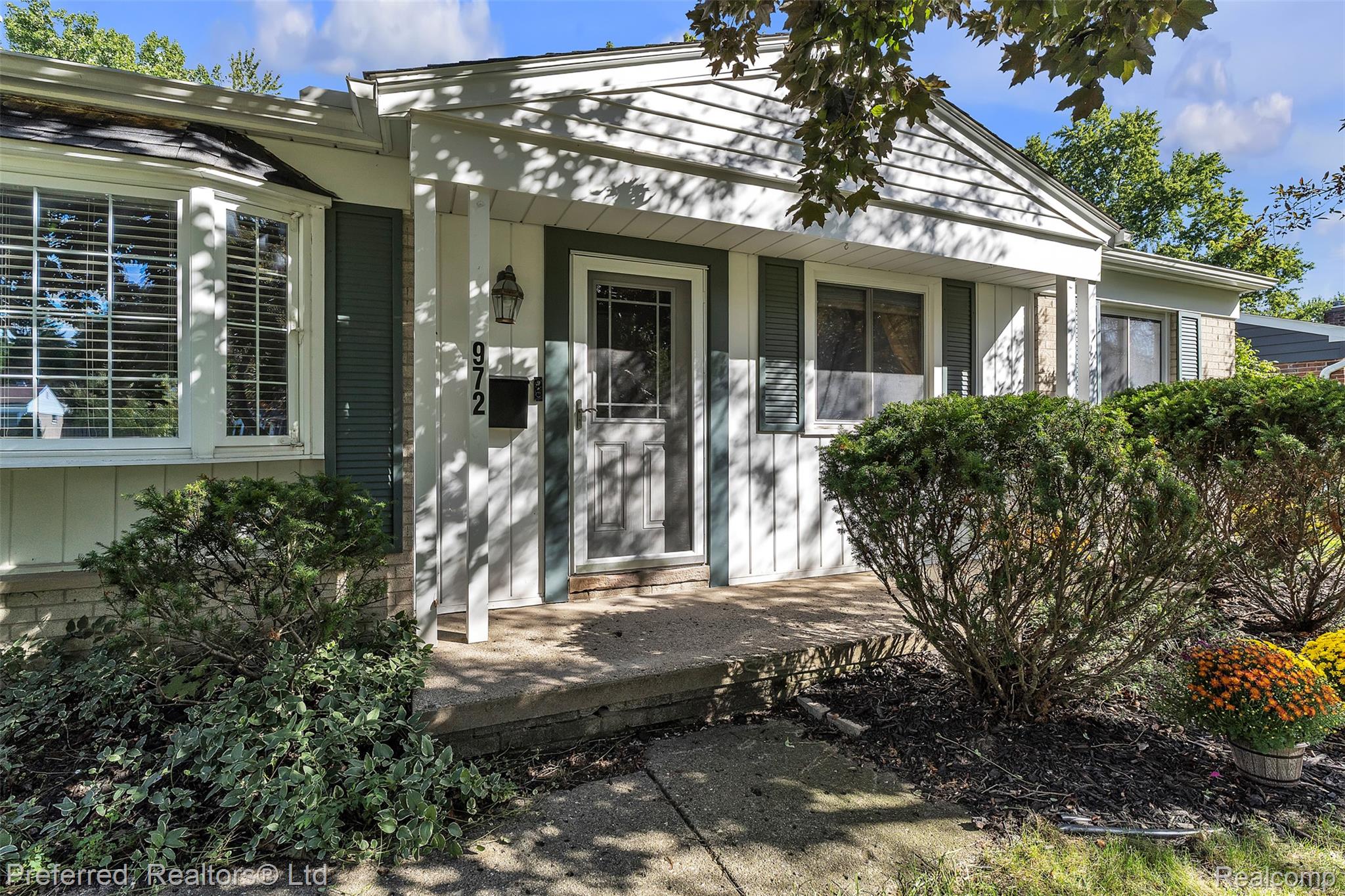 972 Allen Drive