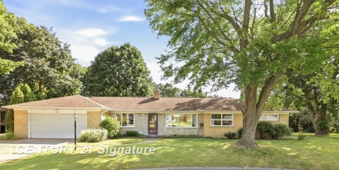 40 Shadyside Court Saginaw Charter Township MI 48638